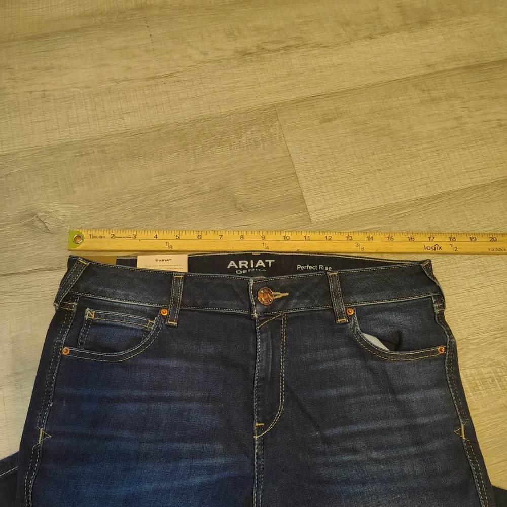 Ariat UltraStretch Flare Jeans Perfect Rise Dark Wash Denim 31R NWT - Picture 5 of 7